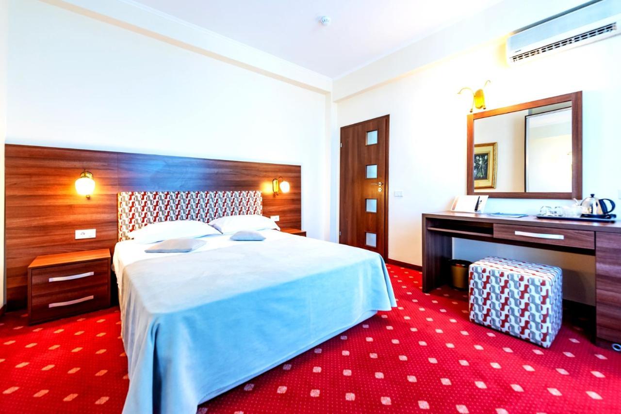 Hotel Minerva Bucureşti Exterior foto